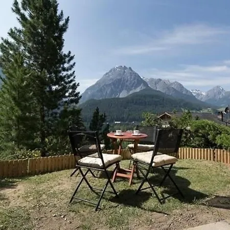 Chasa Diala, Sonnig Und Schoenste Aussicht Holiday home *